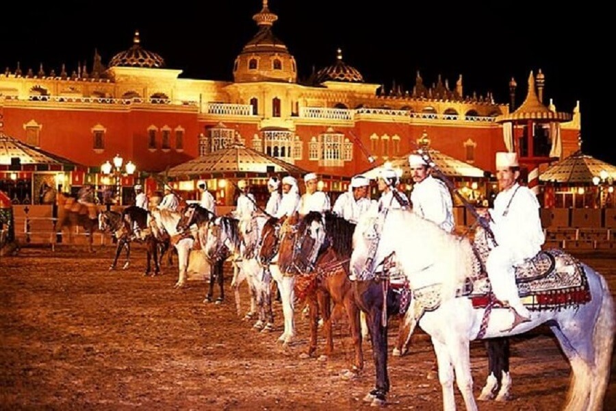 Cena e spettacolo Fantasia a Marrakech